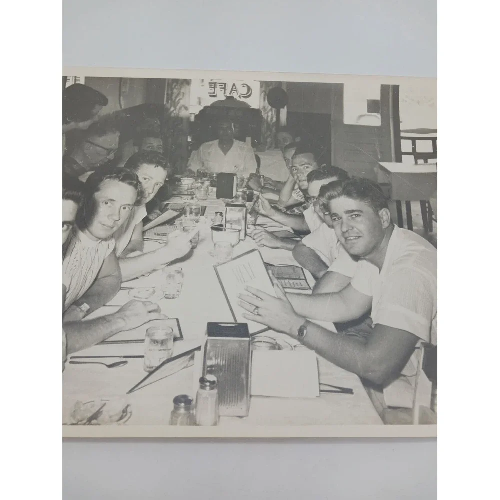Vintage 1950 Photo Group of Men Wewahitchka Florida Dining Cafe Restaurant - Picture 4 of 6